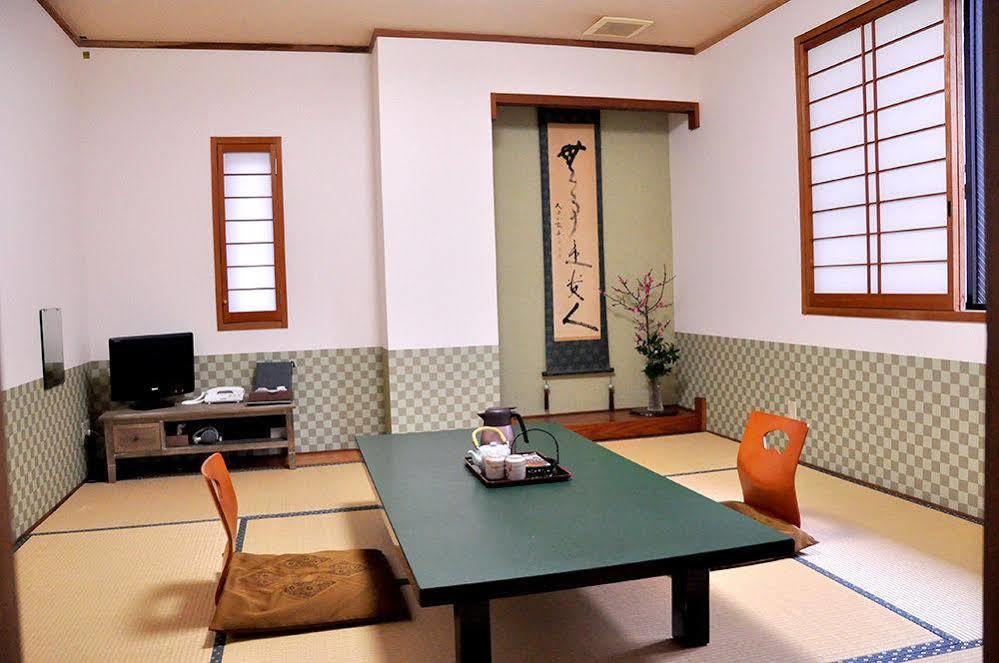 Ryokan Urashima Onomichi Exterior foto